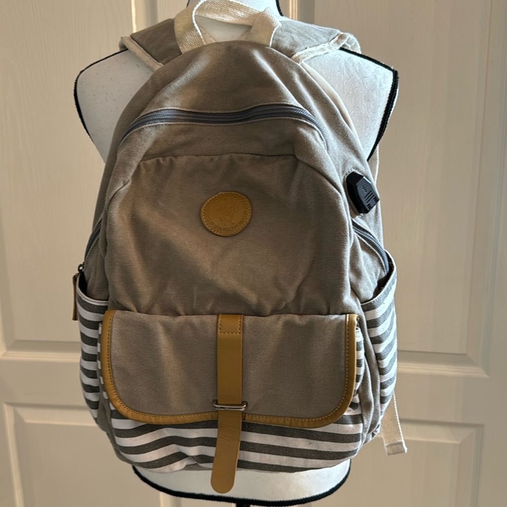 🌼 Canvas 🎒 Backpack